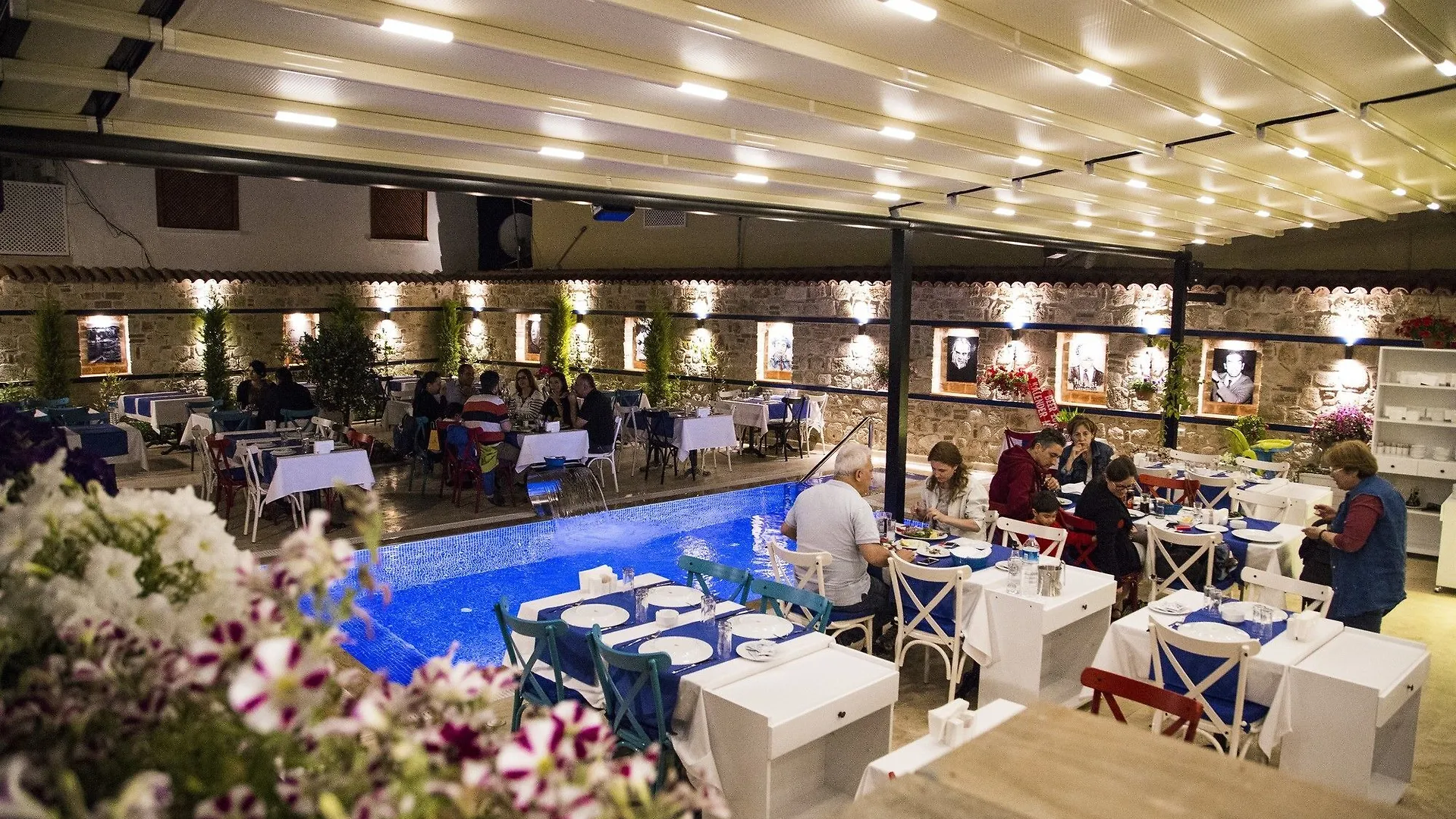 אנטליה Kervan Hotel