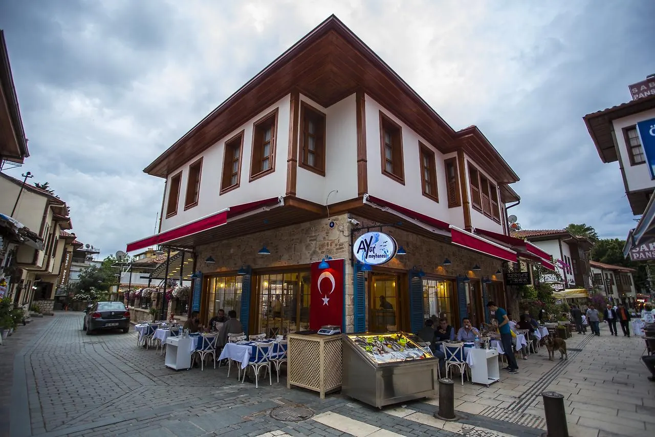 Kervan Hotel 안탈리아